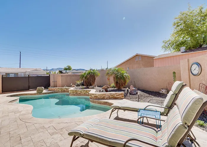 Havasu Escape: Patio, Pool + Grill! Dom wakacyjny Lake Havasu City