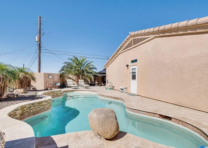 Havasu Escape: Patio, Pool + Grill!